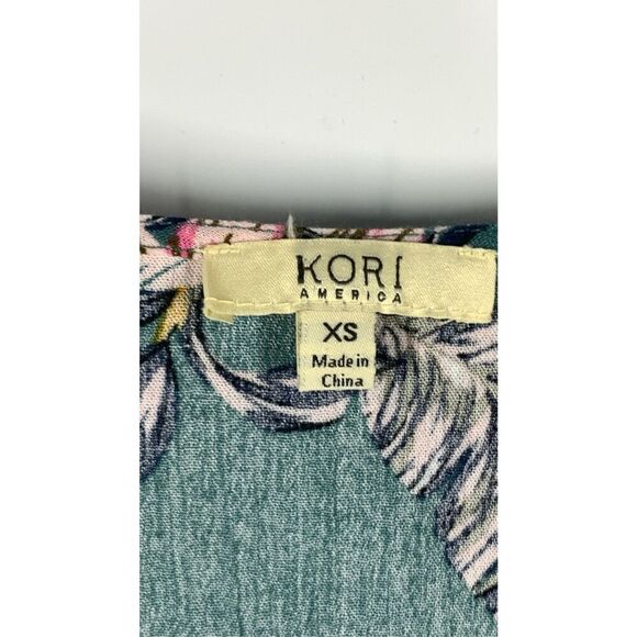 Kori America Women's Short bell Sleeve Floral V-Neck Wrap Top Multicolor Size XS - Picture 6 of 8